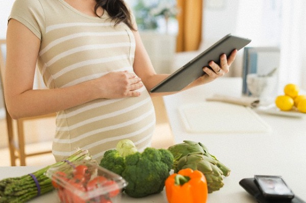 Ăn gì để tăng nội tiết tố nữ khi mang thai an toàn và tốt cho sức khỏe?